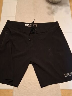RokFit Men's Black Swim Board Shorts Size 32